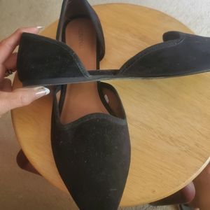 Flat d'orsey style shoes